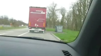 Smal tjej testade hennes asshole för styrka fri pornografi med dubbel anal