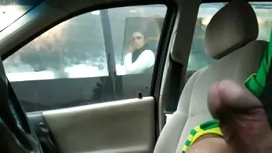 Fräcka boss knullar ingefära svensk xxx assistent i anal jobb med stor snopp