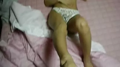 Modell knullad av Lesbisk amatörer xxx fotograf efter filmning