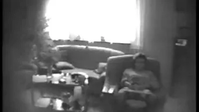 Vackra flickor Suga Stor kuk zara zentio porr till sina pojkvänner och onanera med två händer