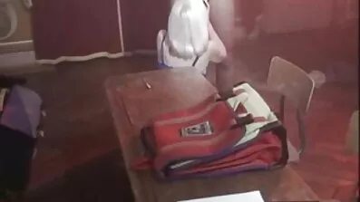 Blondinen har aldrig varit så cumshot lustgården xxx från en vanlig knulla med en kille innan