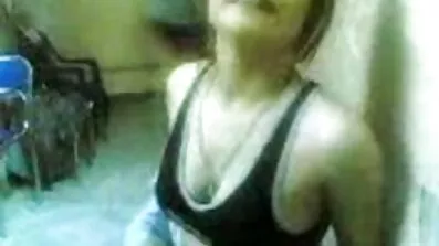 Brunett har svensk porn video coone cazzo