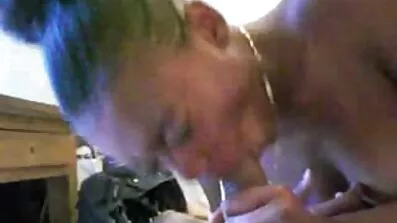 Underbara stora bröst porr latinamerikansk fusk på Make med rakat huvud psykoterapeut