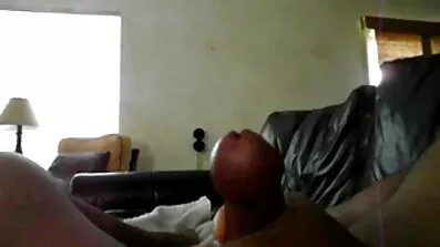 Att killen inte spelar mycket på telefonen den fri pornografi rödhåriga tjejen blir knullad av honom